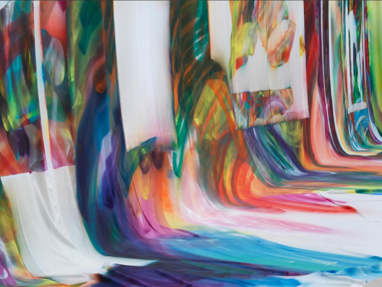 Katharina Grosse: Wunderbild, 2018 (Detail) - Copyright: © VG Bild Kunst, Bonn 2025, Foto: Jens Ziehe Acryl auf Stoff / acrylic on fabric, Installationsmaße / dimensions: 1.450 x 5.620 x 670 cm und 1.450 x 5.490 x 690 cm
